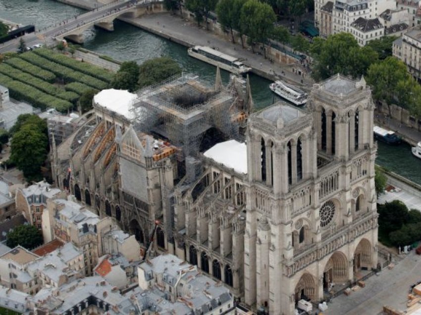 Franca në kërkim të lisave shekullorë për rindërtimin e Notre Dame