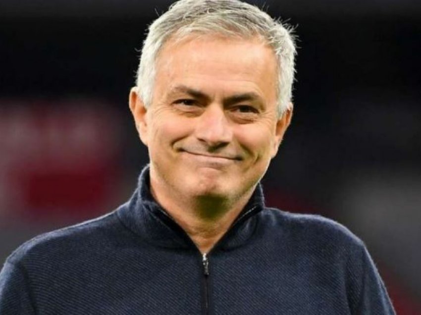 Mourinho: Jemi në dorën e lojtarëve, uroj të më zbardhin faqen të dielën