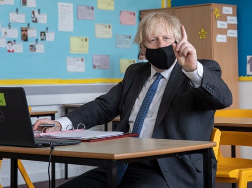 Boris Johnson thotë se ndihet fajtor për gazetarinë e tij