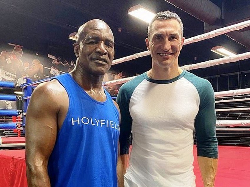 Holyfield stërvitje me Klitschko, para sfidës me Tysonin