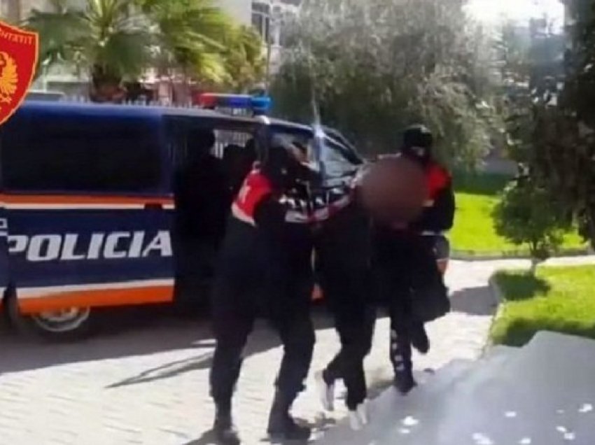 Durrës/ Arrestohen tre persona, një prej tyre ishte i shpallur në kërkim