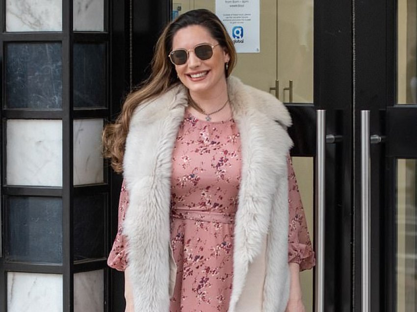 Kelly Brook sërish merr vëmendje