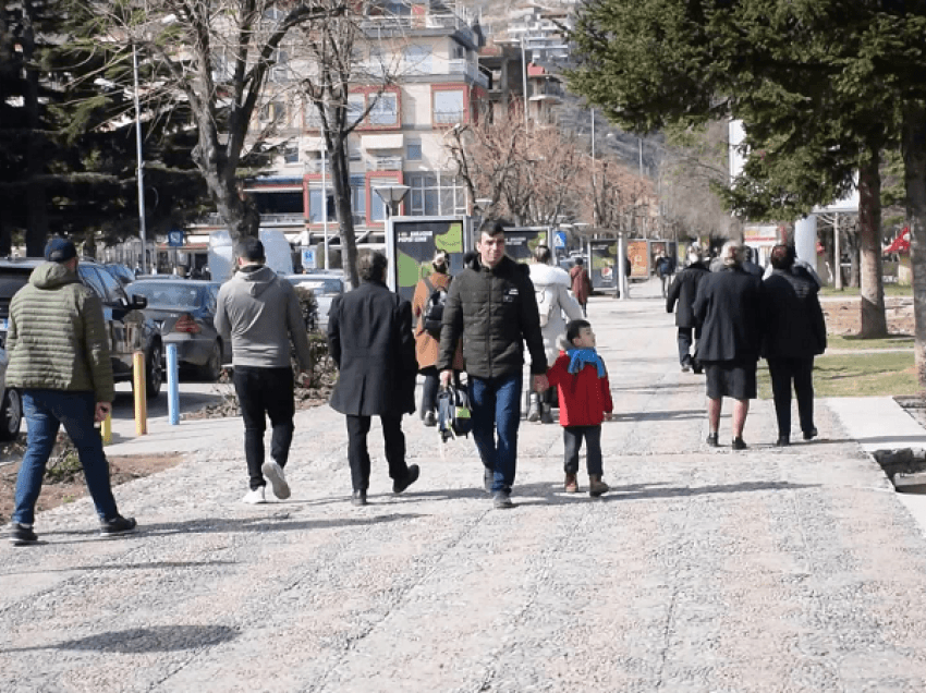 Pogradec, 150 të infektuar/ Shumica e rasteve në shkolla dhe administratën publike