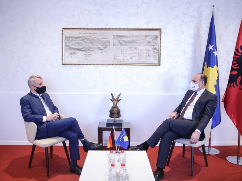 Hoxhaj takoi Ambasadorin e Gjermanisë, diskutojnë për situatën politike në Kosovë