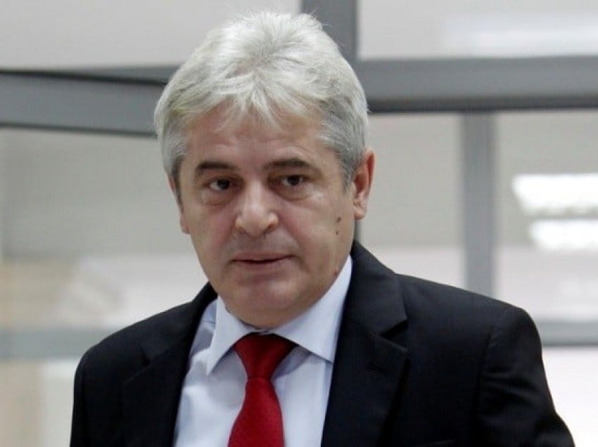 Ali Ahmeti: Na presin sfida të reja, zgjedhjet lokale dhe regjistrimi