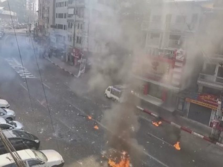 Grushti i shtetit në Myanmar, Policia qëllon protestuesit, të paktën 10 viktima