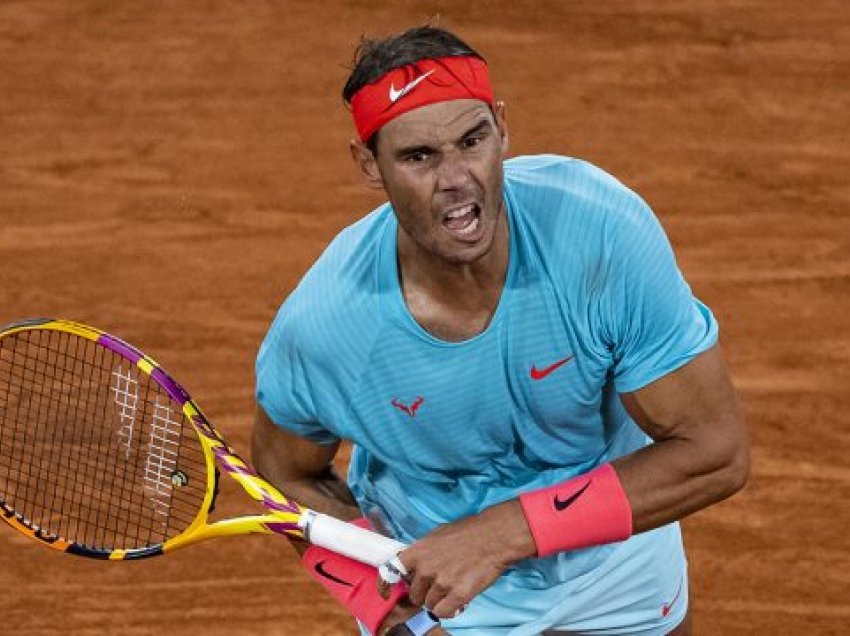 Nadal barazon rekordin e Federerit