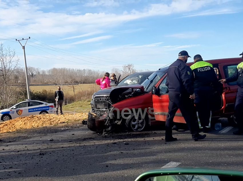 Aksidenti tek mbikalimi në Fushë Krujë, shikoni si janë bërë makinat