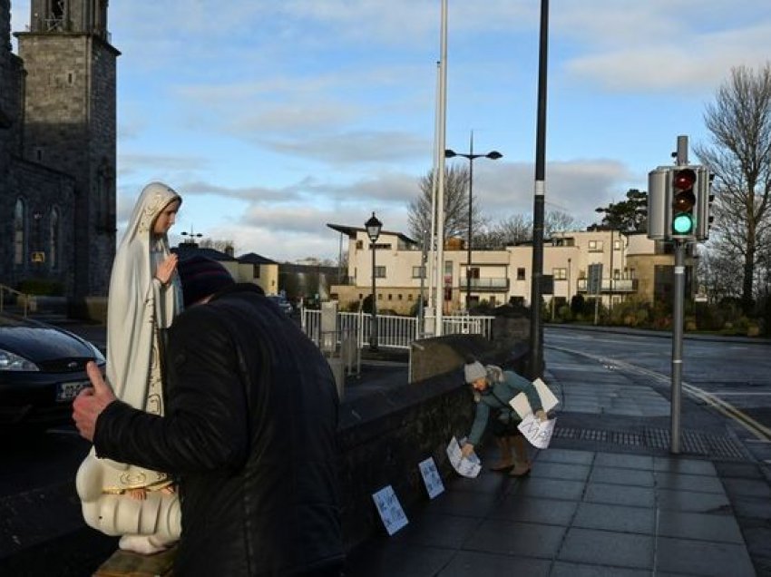 Irlanda: mijëra raste me COVID-19 nuk janë shënuar në numërim zyrëtar