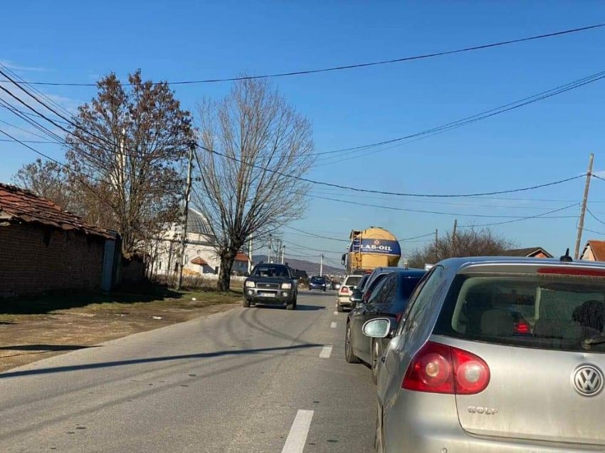 Aksident trafiku në rrugën Komoran-Drenas 