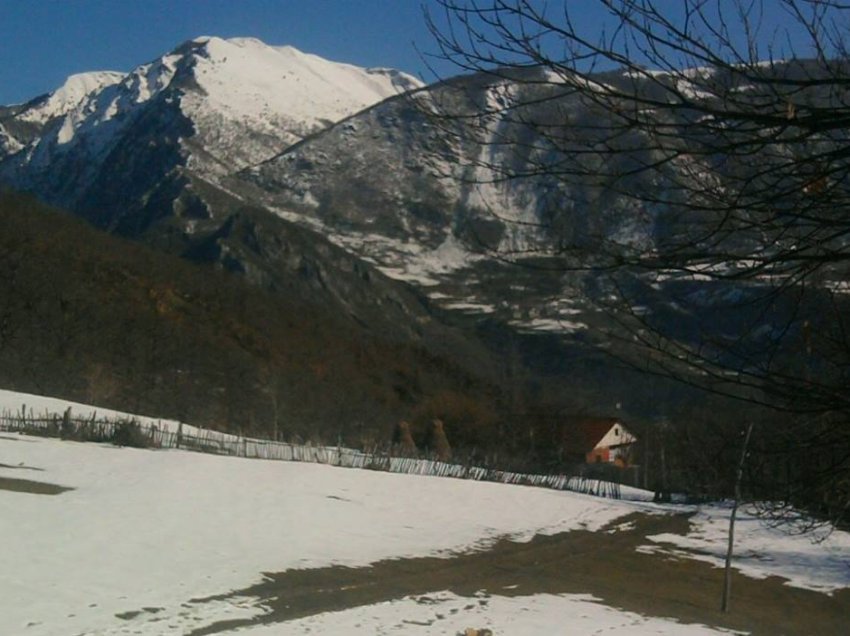 Priten reshje dëborë në zonat malore, temperaturat do të ulën deri në…Ja si nis java nesër