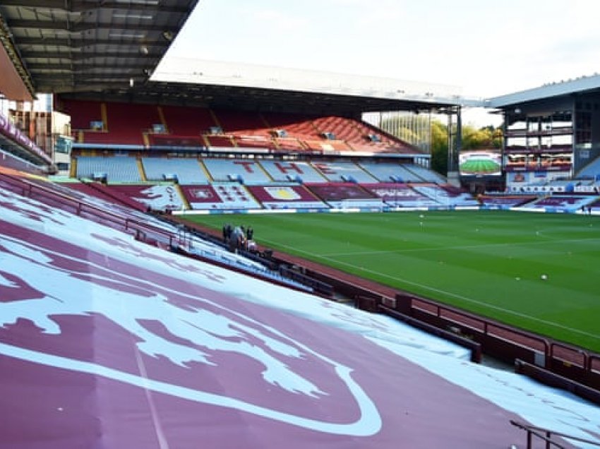 Aston Villa mbyll qendrën stërvitore një ditë para takimit 