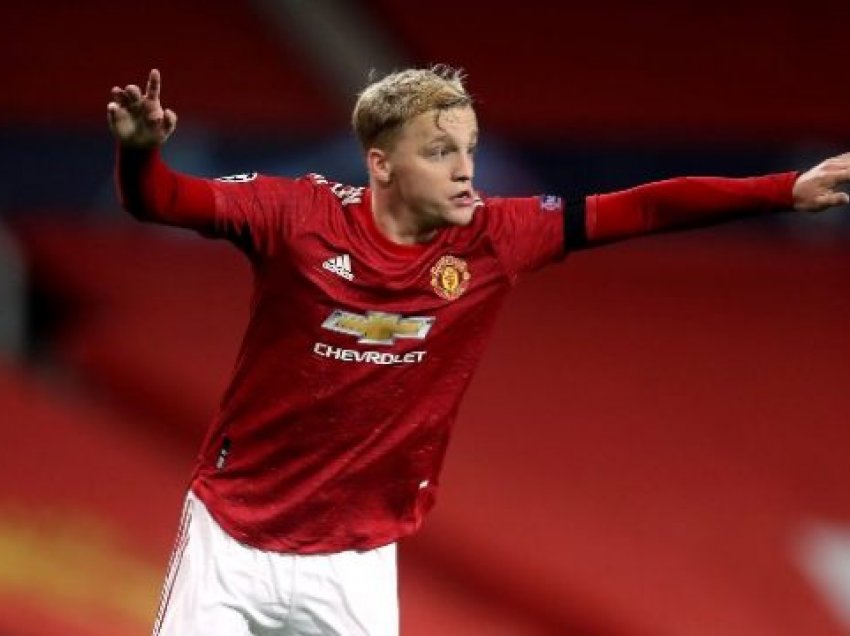 Van de Beek këshillohet urgjentisht të largohet nga Manchester United