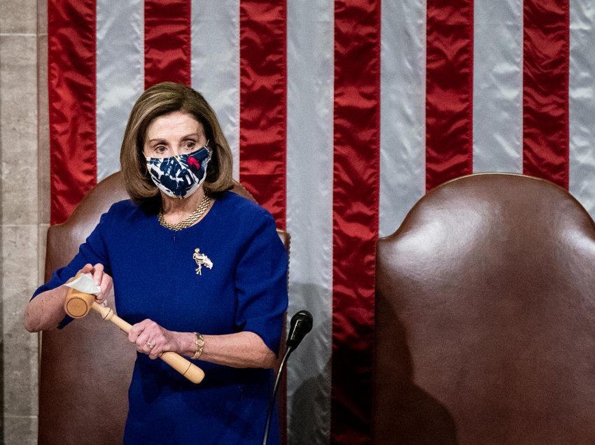 Pelosi: E vendosëm të vazhdojmë sonte certifikimin e Biden