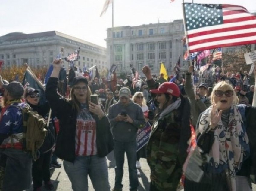 ​Përfundon protesta e mbështetësve të presidentit Trump në godinën e Kongresit amerikan