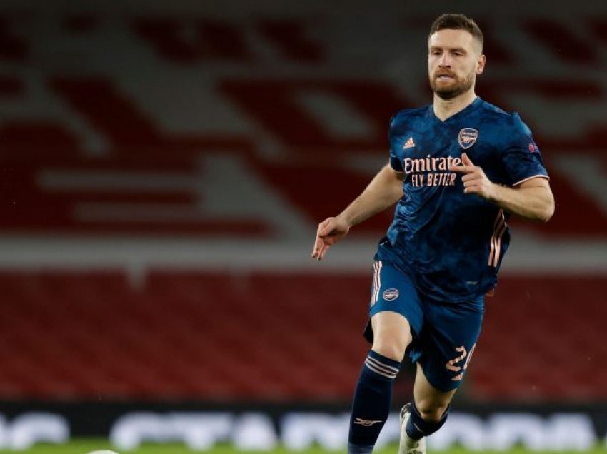 Mustafi i vendosur të qëndrojë te Arsenali