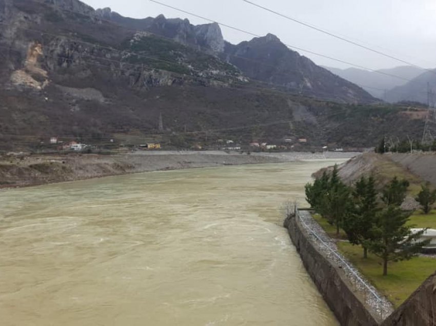 KESH jep të dhënat për situatën në hidrocentrale: Prodhim maksimal energjie!