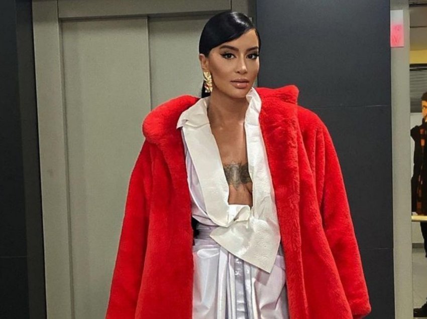 “Modë e re”, Dafina Zeqiri ‘zbukuron’ dukjen me letra tualeti