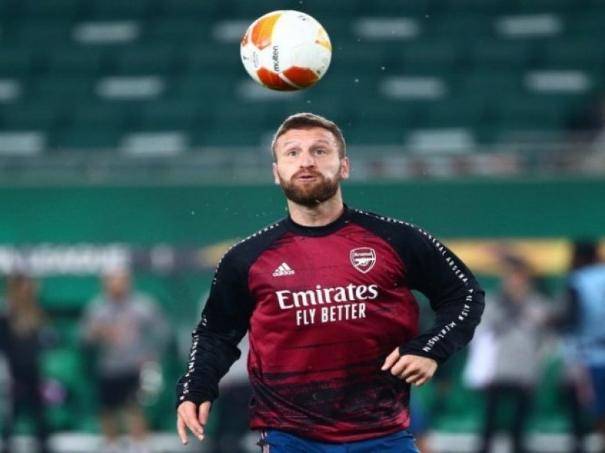 Mustafi refuzon klubin italian