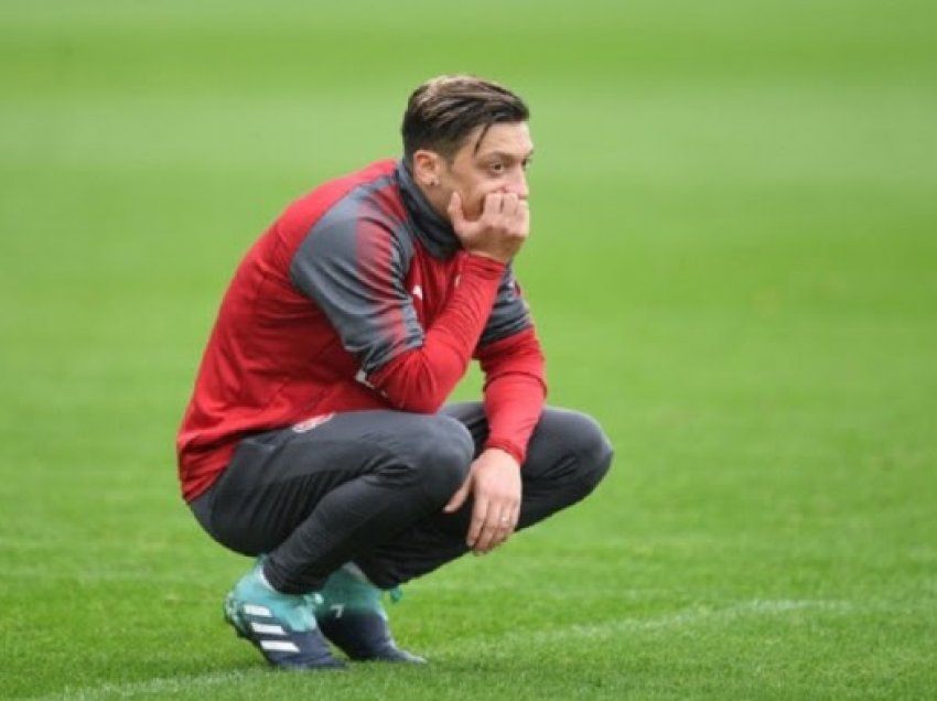 ​Ozil: Nuk pensionohem pa luajtur edhe për këtë skuadër