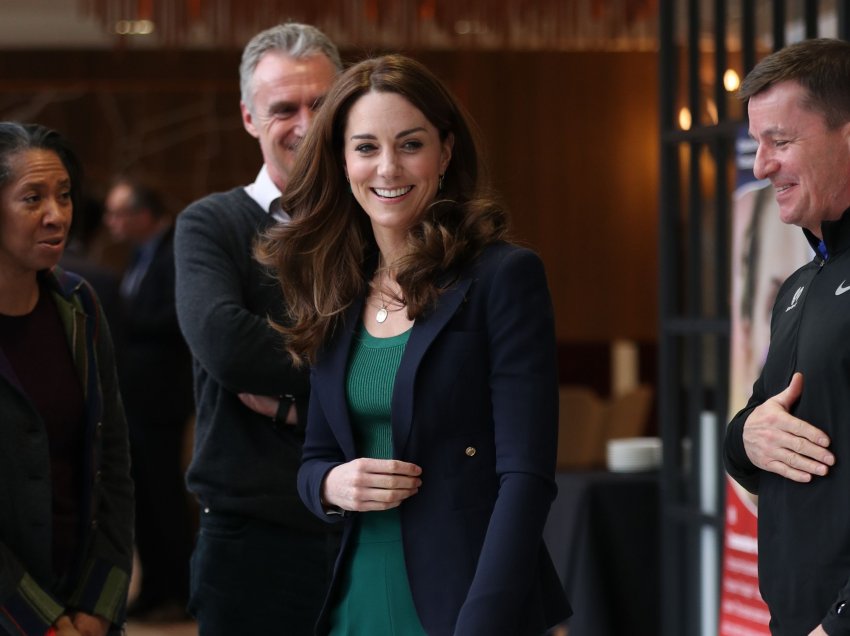 Nga e kuqja tek jeshilja, të gjitha rastet kur Kate Middleton i ka tërhequr të gjithë sytë pas vetes