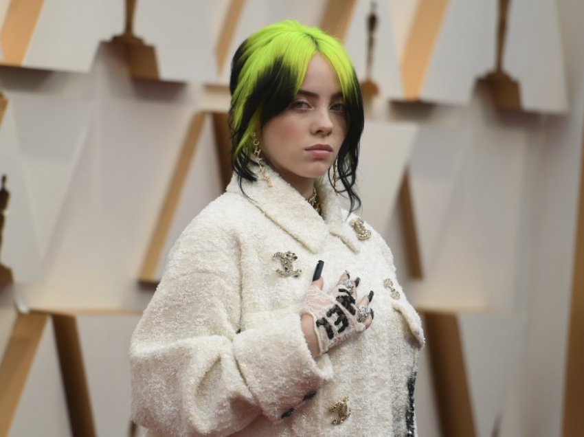 Billie Eilish e ka paralajmëruar lansimin e librit me fotografi