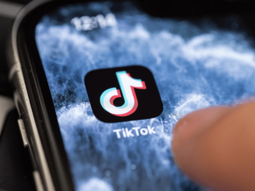 Ndryshojnë rregullat e TikTok – Masa të forta për përdoruesit nën 16 vjeç