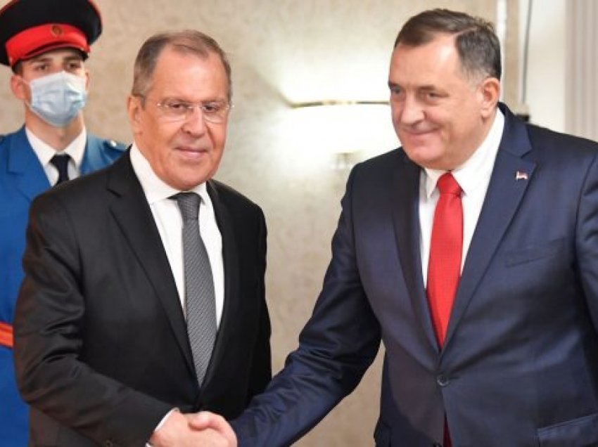 Dodik vendos kushte për kthimin e ikonës në Ukrainë