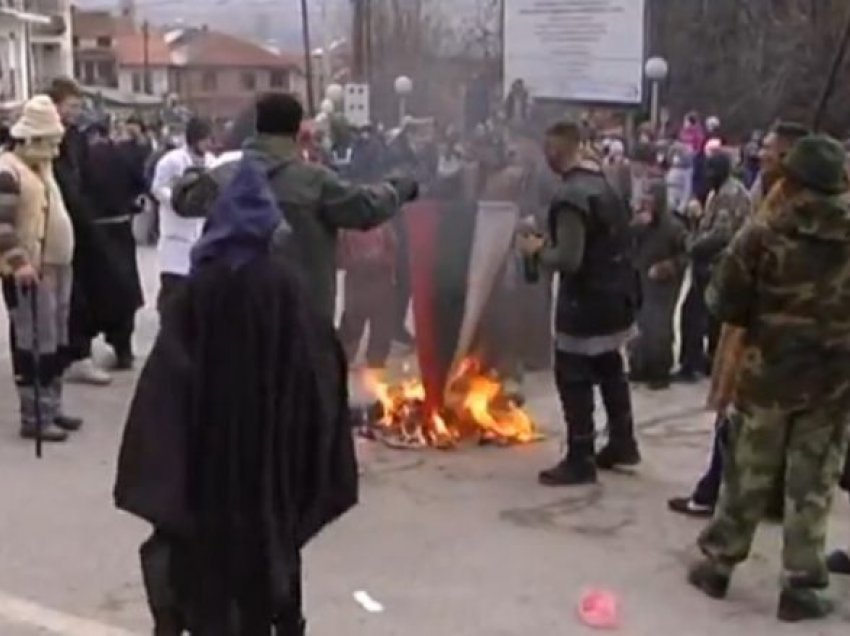 Prokuroria formon lëndë për personin i cili ka djegur flamurin bullgar