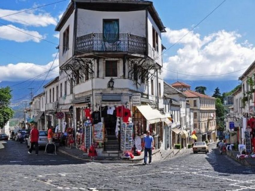 Gjirokastra në vështirësi pas shpërthimit të beftë të COVID-19