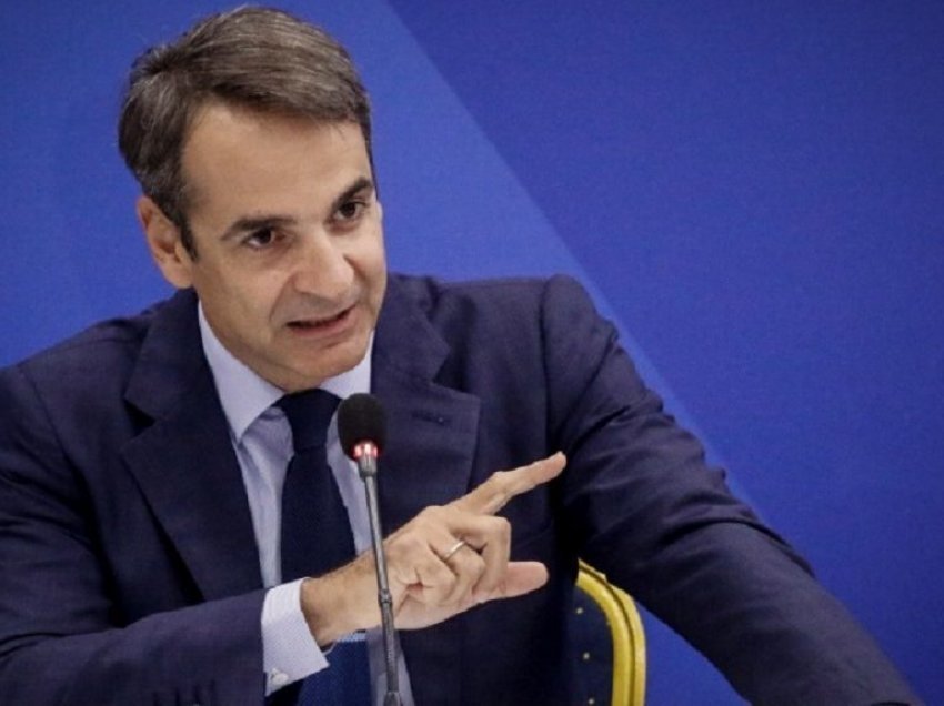 Greqia lehtëson masat/ Mitsotakis: Kapërcyem sfidën e festave të fundvitit