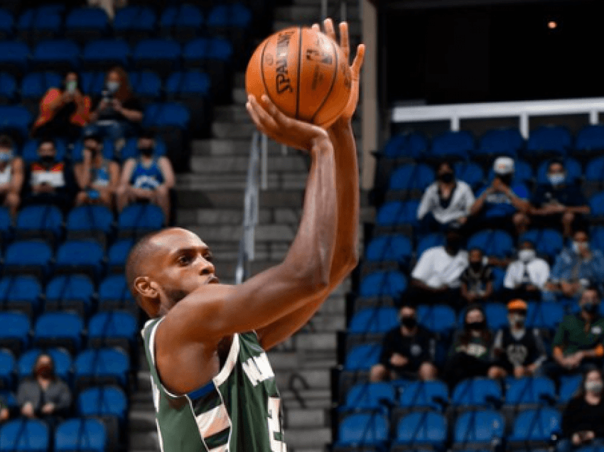 Bucks fitojnë përballë Mavericks, kurse LA Lakers regjistron fitoren e pestë radhazi – LA Clippers bindshëm ndaj Sacramentos