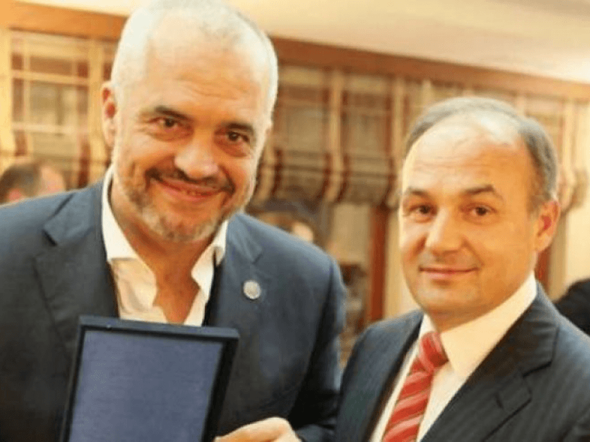 Analiza e IFIMES: Edi Rama dhe Enver Hoxhaj ndaluan njohjet ndërkombëtare të Kosovës