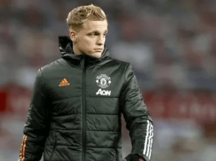 Real Madrid dhe Inter interesohen për Van de Beek