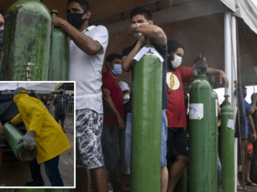 Të afërmit e pacientëve me Covid në radhë 12-orëshe për oksigjen në Brazil