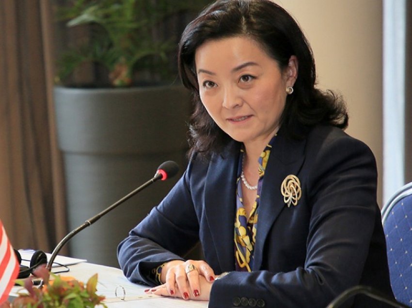 Ambasadorja Yuri Kim infektohet me Covid-19