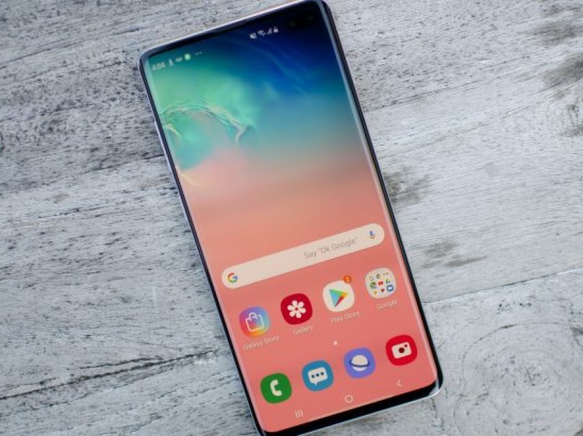 Samsung anulon Android 11 për Galaxy S10