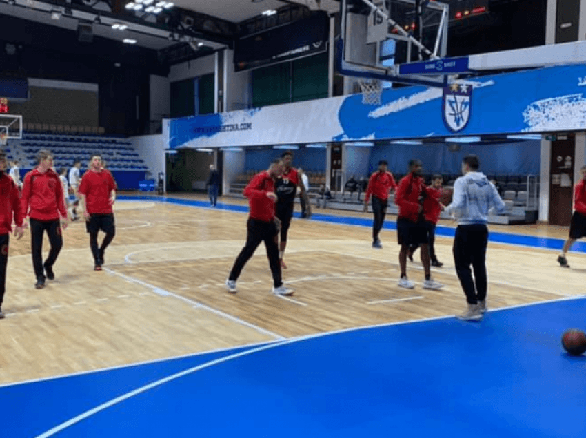 Vëllaznimi përforcohet me dy basketbollistë të huaj