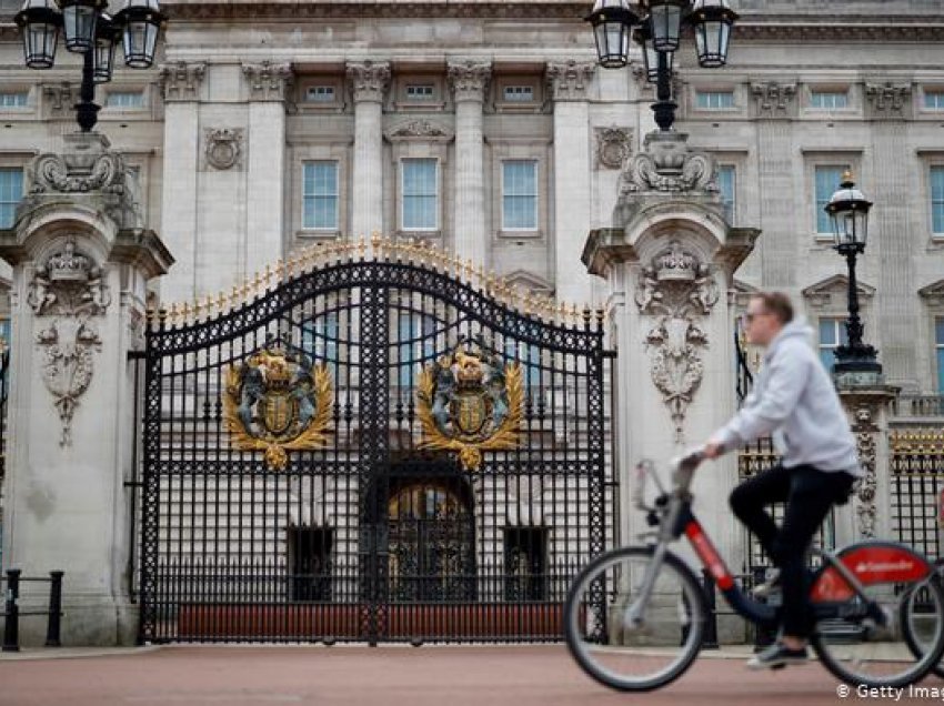 Eksod i pashembullt nga Britania e Madhe që prej Luftës së Dytë Botërore