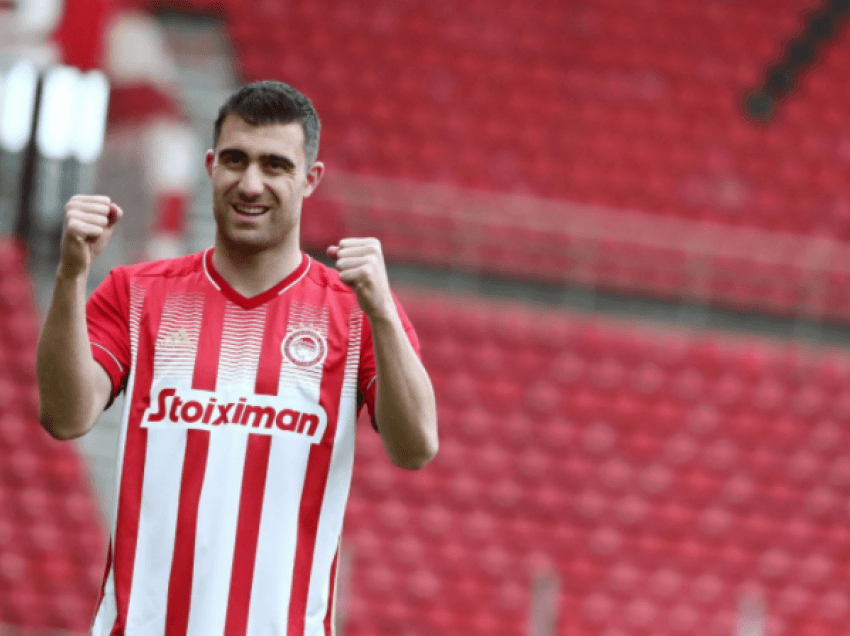 Zyrtare: Sokratis i bashkohet Olympiacosit