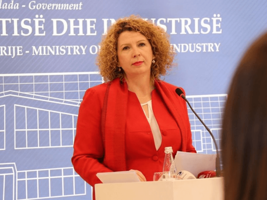 Rozeta Hajdarin sërish mund ta kemi ministre?