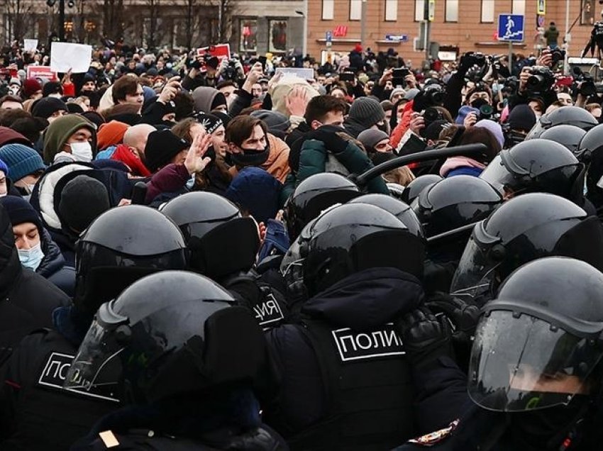 Rusia, notë proteste SHBA-së për postimet në mbështetje të protestave për Navalny-n