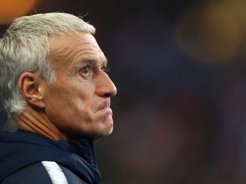 Deschamps i hap derën pasardhësit të tij te Franca