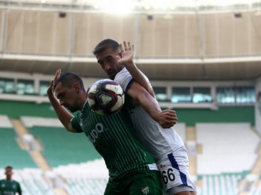 Domgjoni shënon në fitoren e Menemenspor!