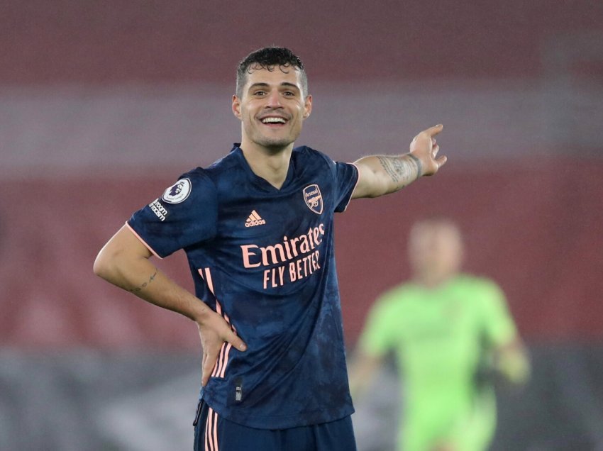 Xhaka, asistoi dhe ishte ndër më të mirët në fushë