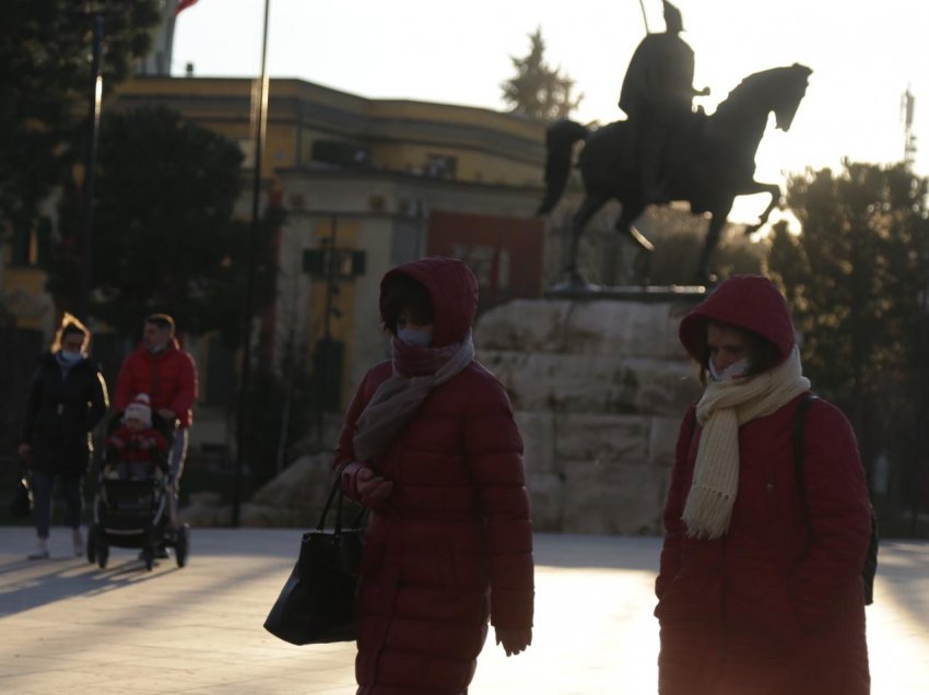 I ftohti “pushton” Tiranën, temperaturat priten të zbresin në -0 Gradë Celsius