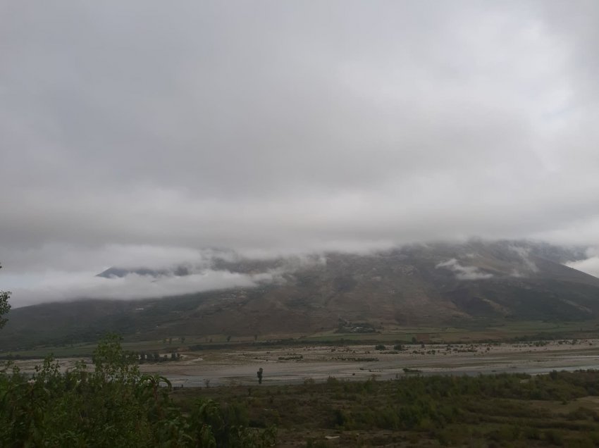 Sinoptikanët tregojnë kur nisin reshjet e shiut, sa shkojnë temperaturat nesër