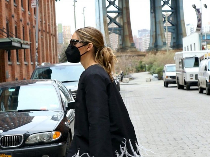 Olivia Palermo dikton trendët: Për këtë stil veshjeje të gjithë flasin!