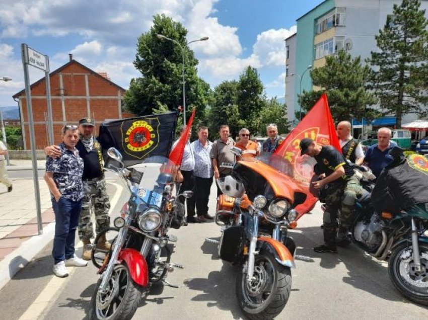 Veteranët e UÇK-së zbresin në Tropojë me një skuadër motoristësh