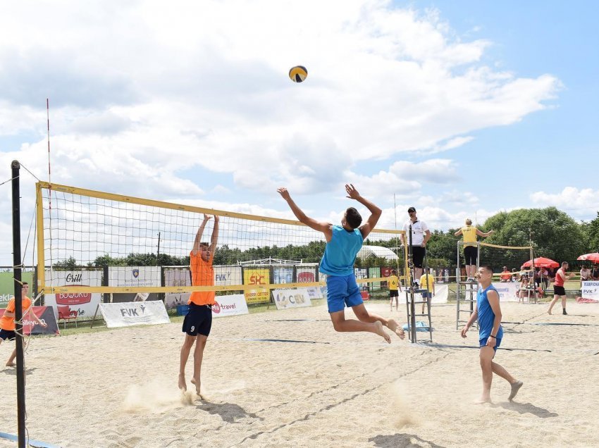 Fillon kampionati në beachvolley